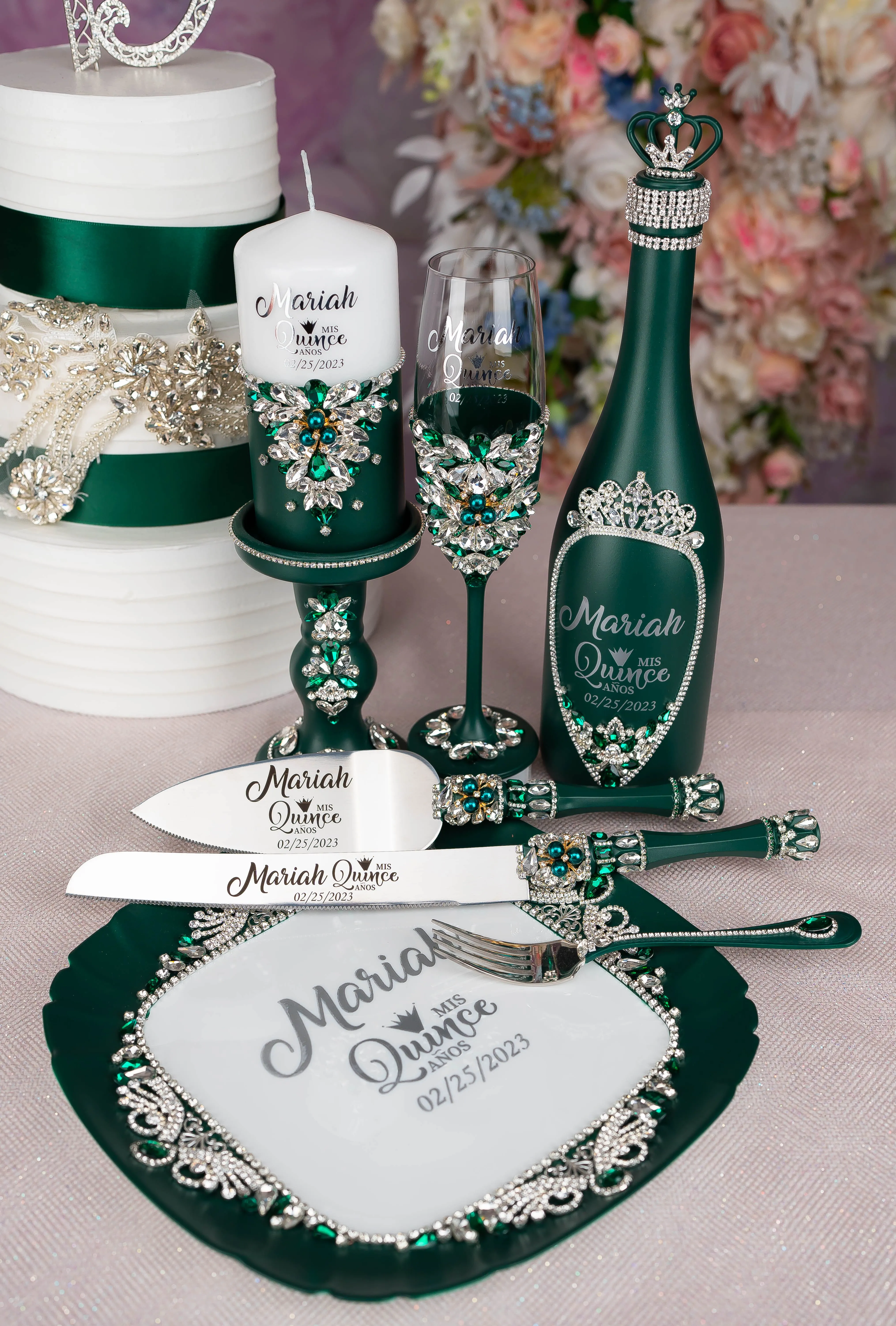 Green with Silver quinceanera brindis package with bottle