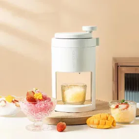 Hand-operated Ice Crusher - Portable Manual Small Ice Maker Machine