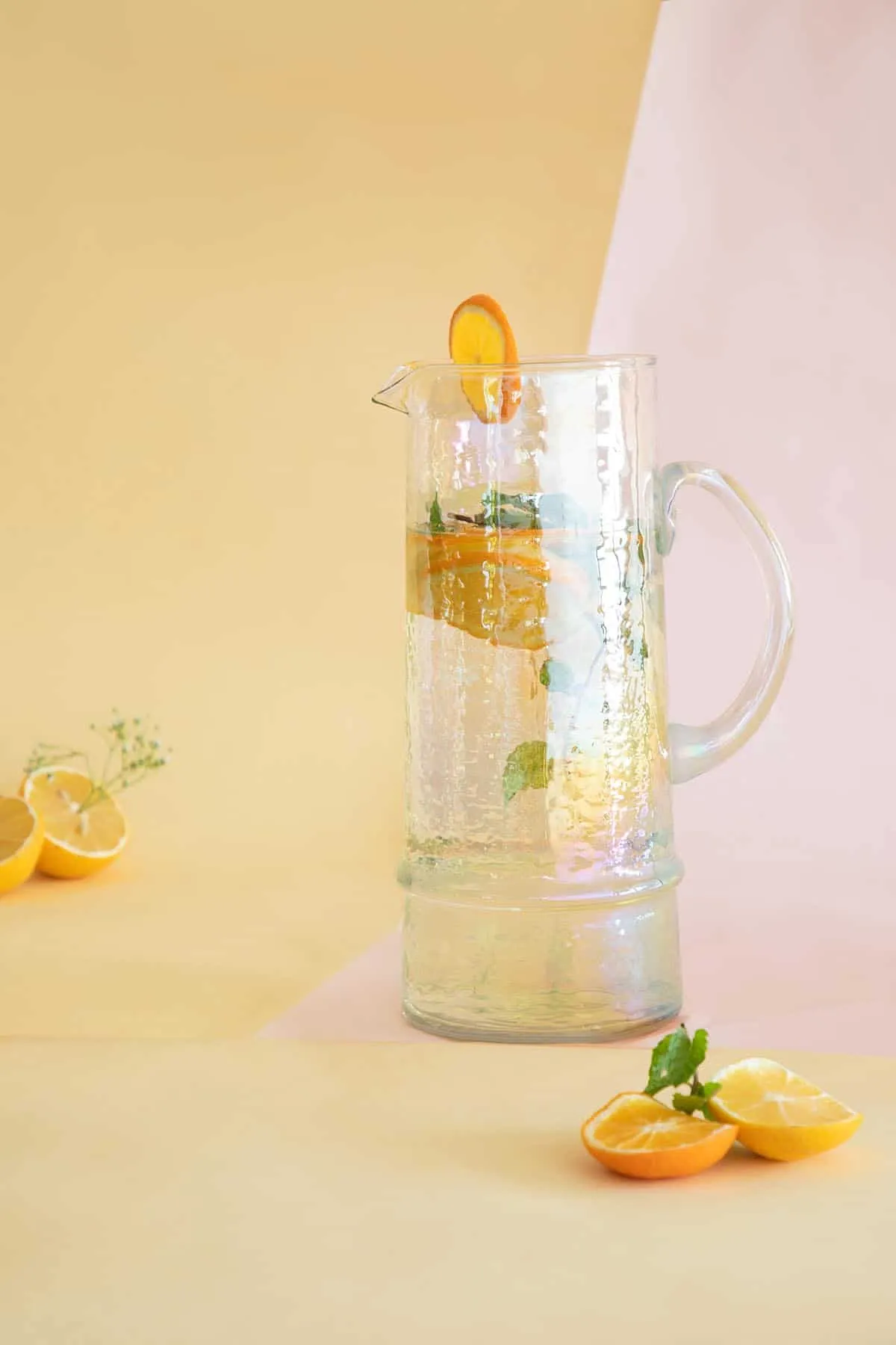 Lift Glass Serving Carafe