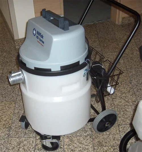 Nilfisk UZ878 and Electrolux Euroclean UZ878 Wet and Dry Industrial Vacuum Cleaner