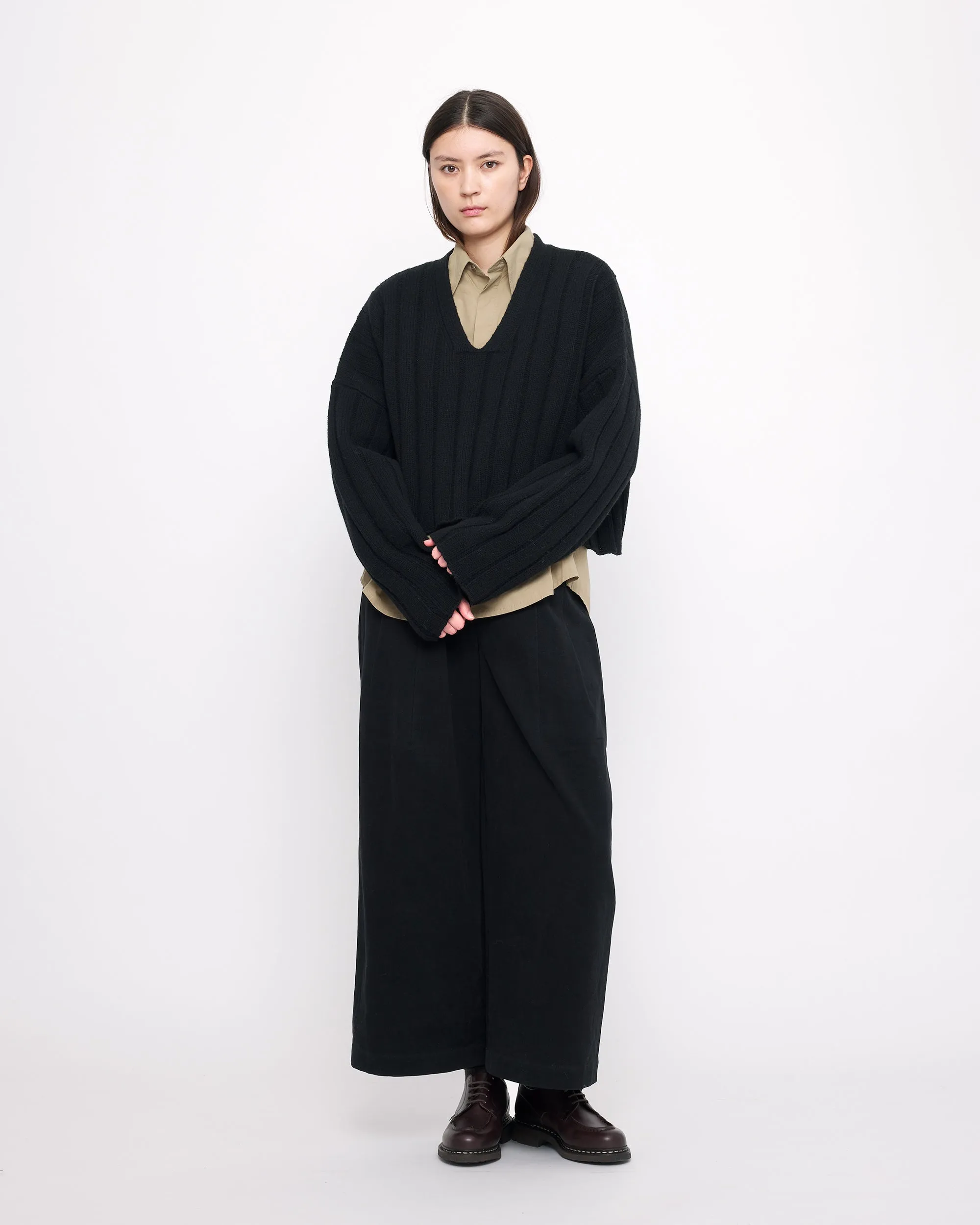 Oversized Ribbed V-Neck - FW24 - Black